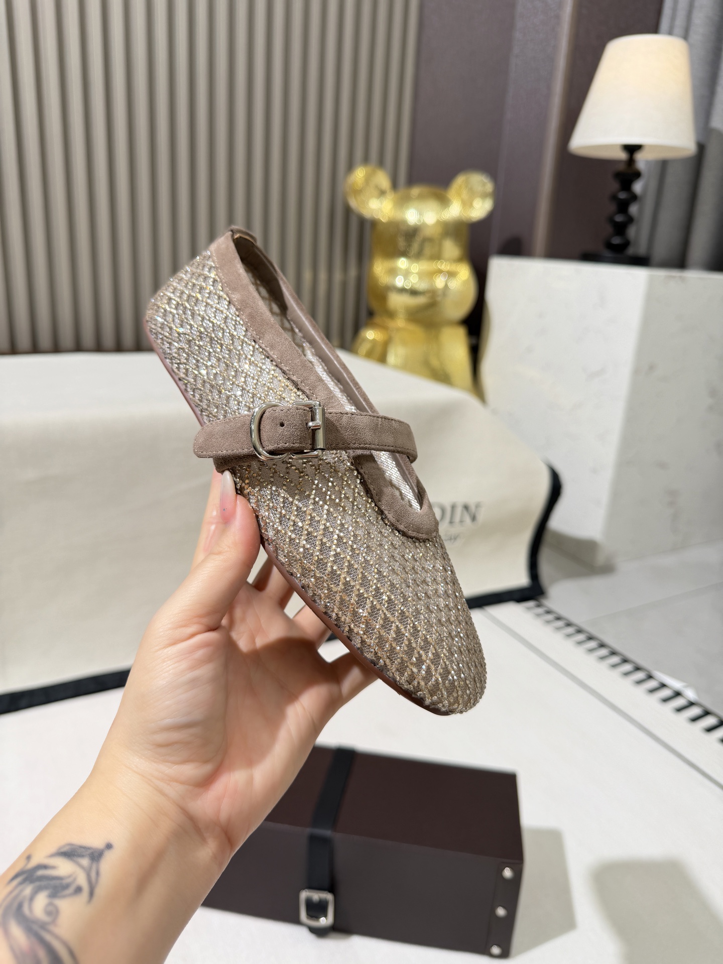 Women's high heels